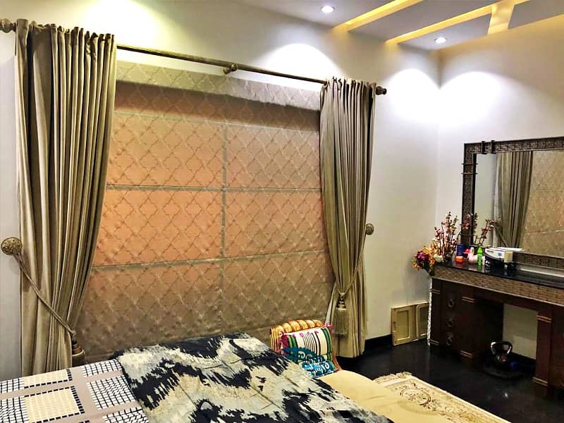10 Marla Well Maintained Modern Bungalow For Sale In Phase 5 11