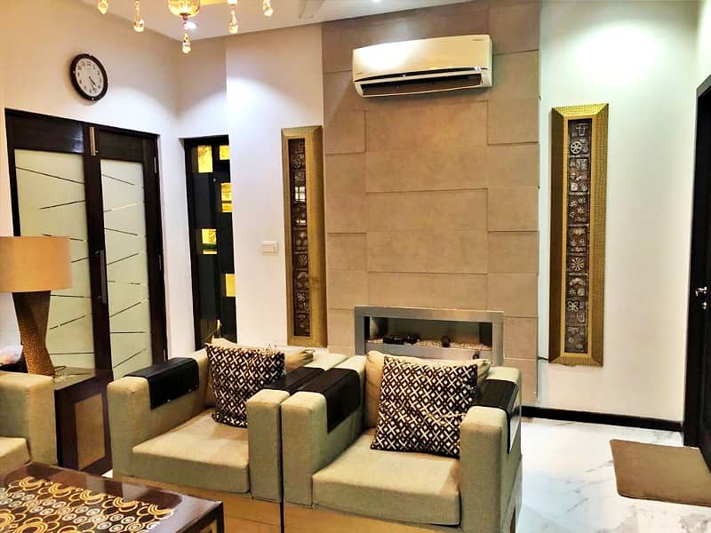 10 Marla Well Maintained Modern Bungalow For Sale In Phase 5 25