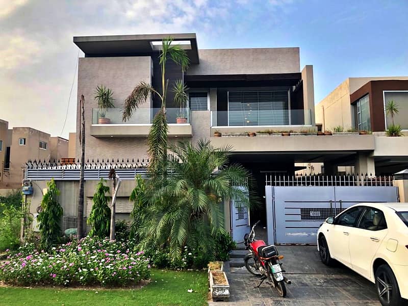 10 Marla Well Maintained Modern Bungalow For Sale In Phase 5 30