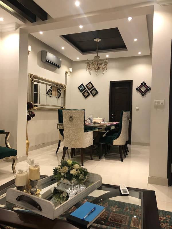 10 Marla Well Maintained Modern Bungalow For Sale In Phase 5 31
