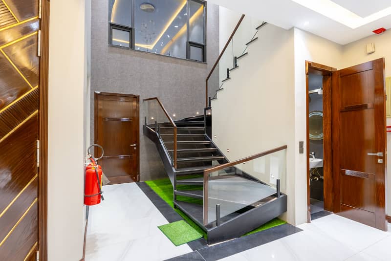 1 Kanal Brand New Modern Bungalow For Sale At Prime Location Phase 7 4
