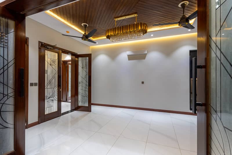 1 Kanal Brand New Modern Bungalow For Sale At Prime Location Phase 7 11