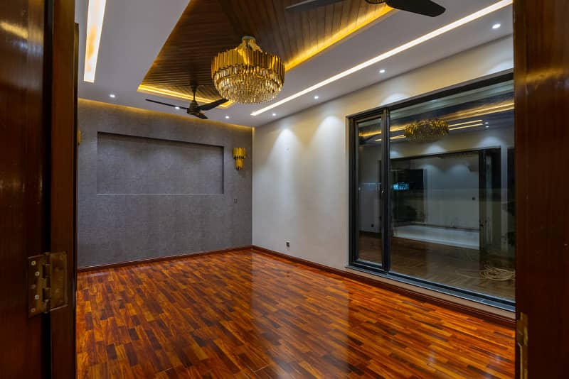 1 Kanal Brand New Modern Bungalow For Sale At Prime Location Phase 7 12