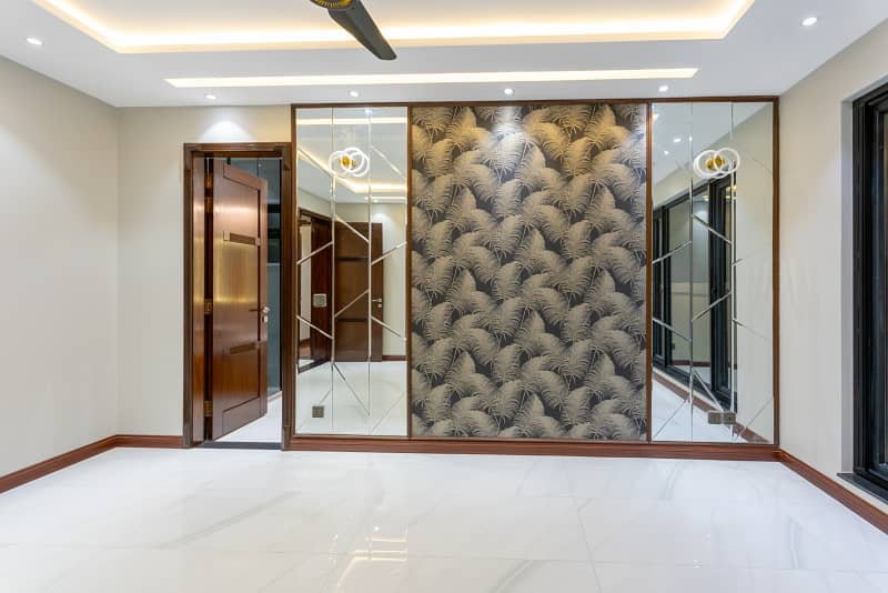 1 Kanal Brand New Modern Bungalow For Sale At Prime Location Phase 7 27