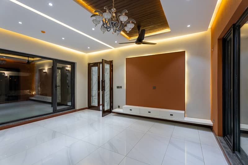 1 Kanal Brand New Modern Bungalow For Sale At Prime Location Phase 7 41