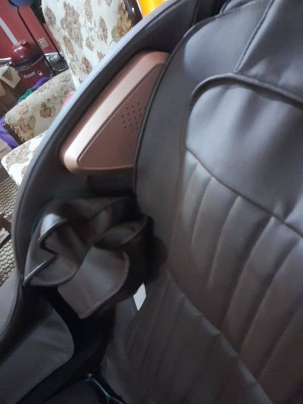 Zero uGEM massage chair 2