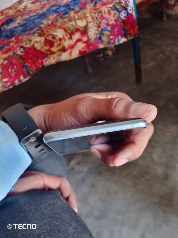 Samsung J5 2016 1