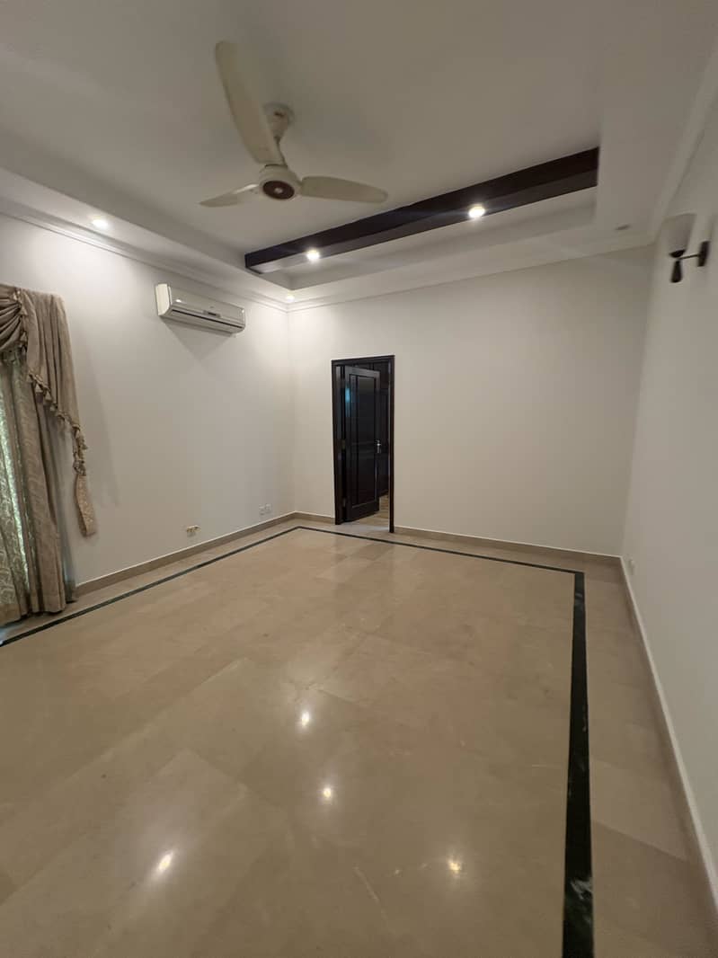Dha Phase 5 Hot Location H Block Near Park And Commercial 2