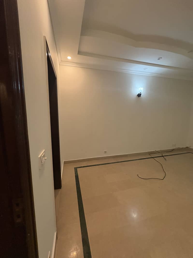 Dha Phase 5 Hot Location H Block Near Park And Commercial 14