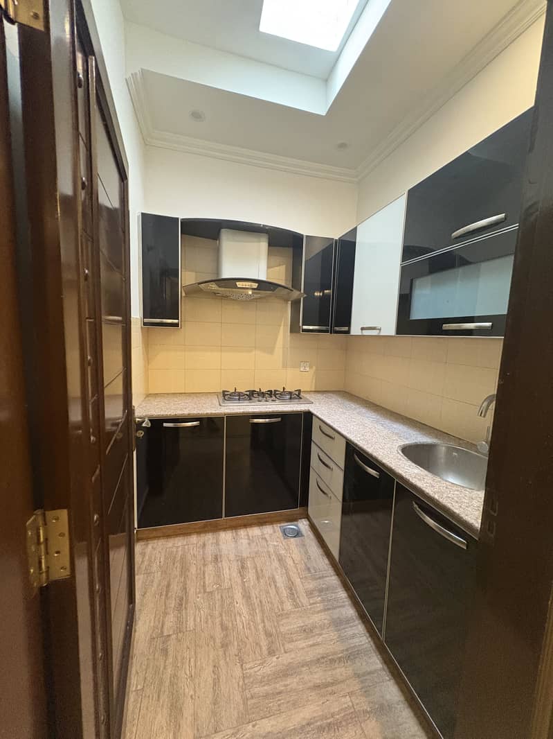Dha Phase 5 Hot Location H Block Near Park And Commercial 23