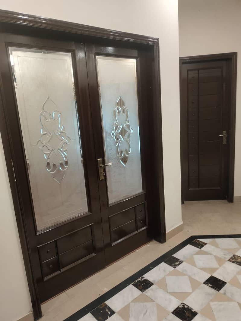 1 Kanal Upper Portion For Rent 27