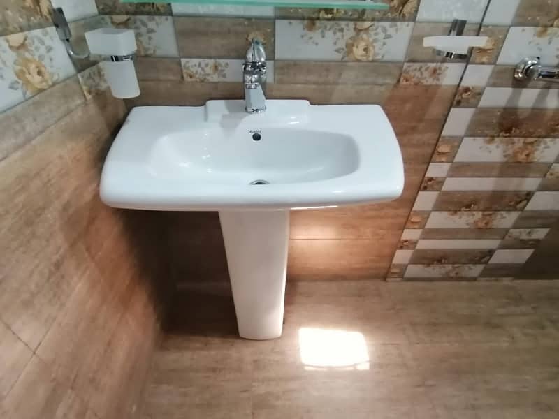 10 Marla Upper Portion For rent In LDA Avenue LDA Avenue 3