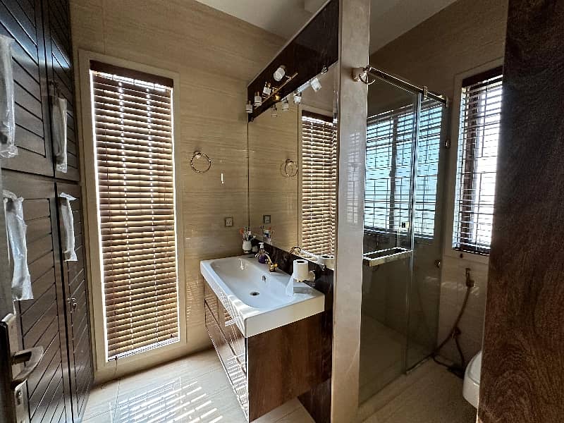 22 Marla House In Dha Phase 7 4