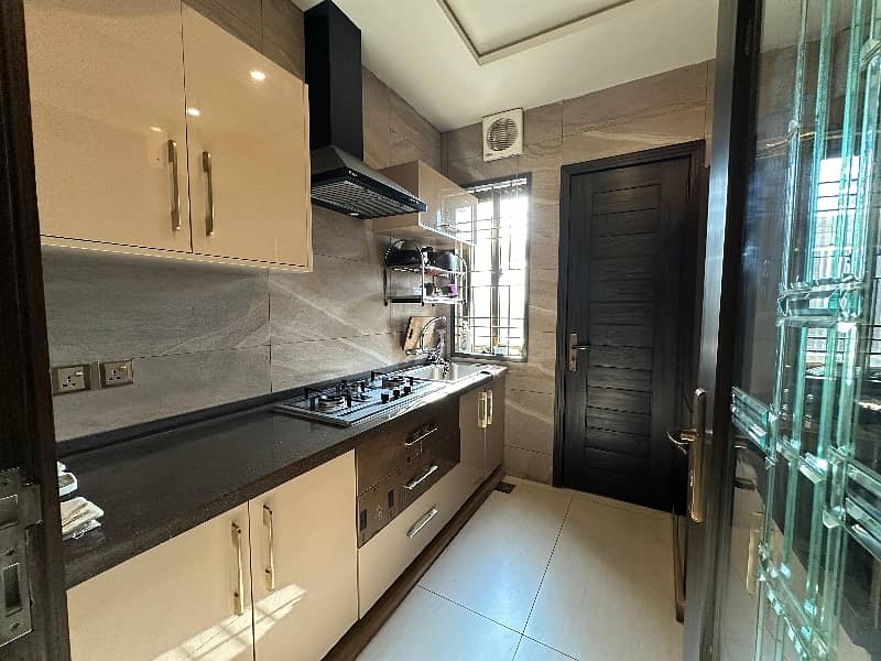 22 Marla House In Dha Phase 7 29