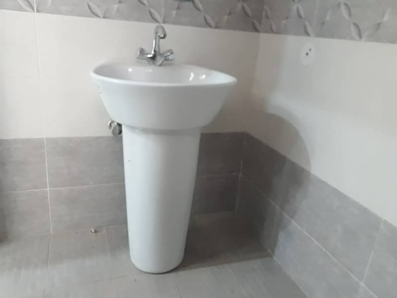 You Can Find A Gorgeous Upper Portion For rent In LDA Avenue 3