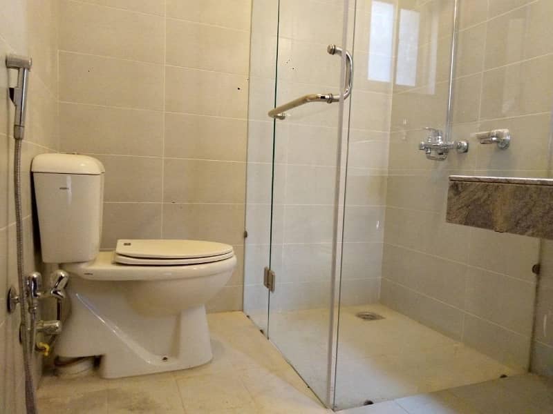 350sq Yard 4 Bed DDL Sports Villas With 100sq Yd Back Yard LAWN At LOWEST RATE Of MARKET 12