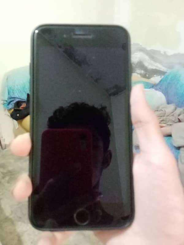 iPhone 7plus 128gb 0