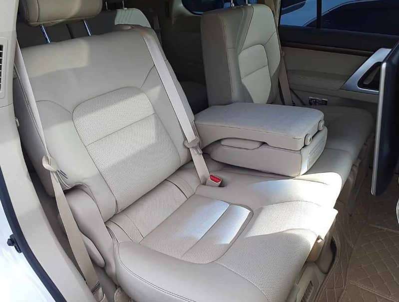 Toyota Land Cruiser 2021 ZX 9