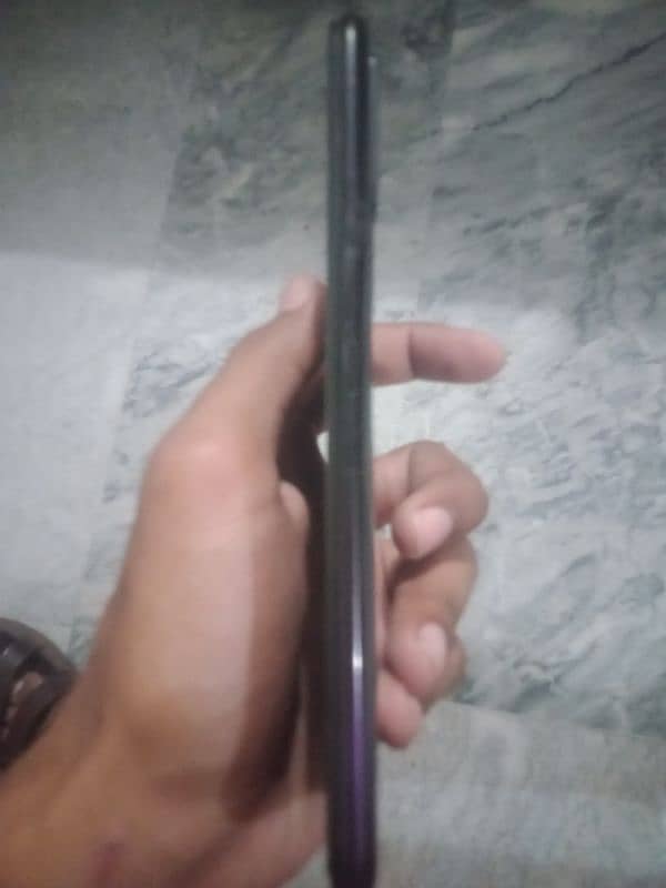Tecno Spark 4 (3/32) 1