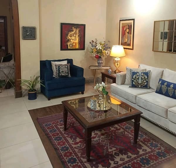 10 Marla House For sale In Allama Iqbal Town - Ravi Block Lahore 0