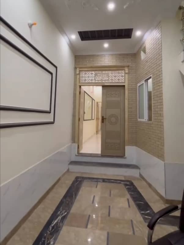 Triple Storey 788 Square Feet House Available In Wahdat Road For sale 3