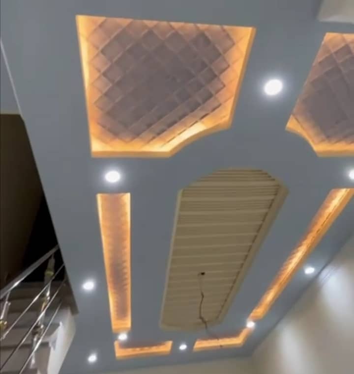 Triple Storey 788 Square Feet House Available In Wahdat Road For sale 20