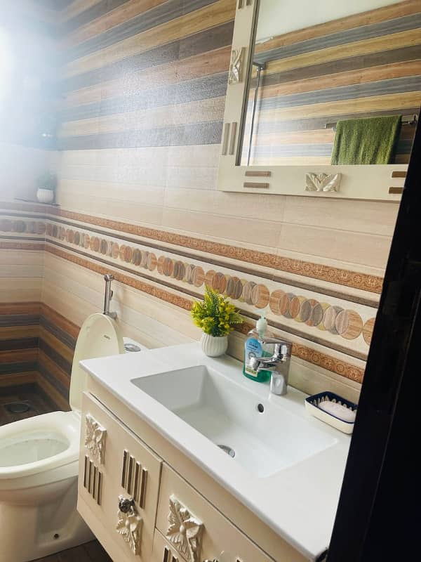 HOT LOCATION 8 MALRA HOUSE FOR RENT IN DHA 9 TWON 3