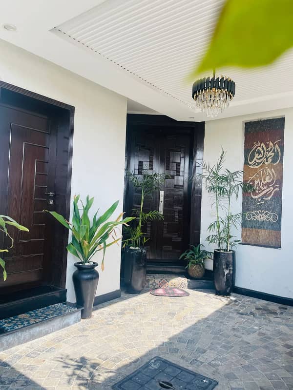 HOT LOCATION 8 MALRA HOUSE FOR RENT IN DHA 9 TWON 10
