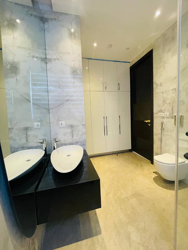 26 MARLA BRAND NEW FULLY FURNISHED HOUSE IN DHA PHASE 7 16