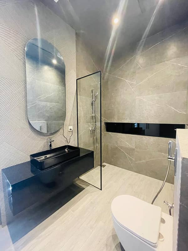 26 MARLA BRAND NEW FULLY FURNISHED HOUSE IN DHA PHASE 7 19