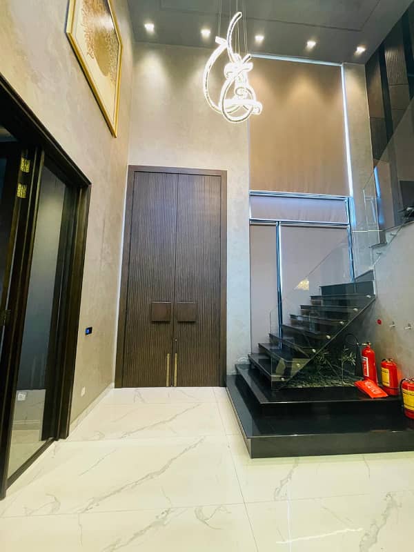 26 MARLA BRAND NEW FULLY FURNISHED HOUSE IN DHA PHASE 7 20