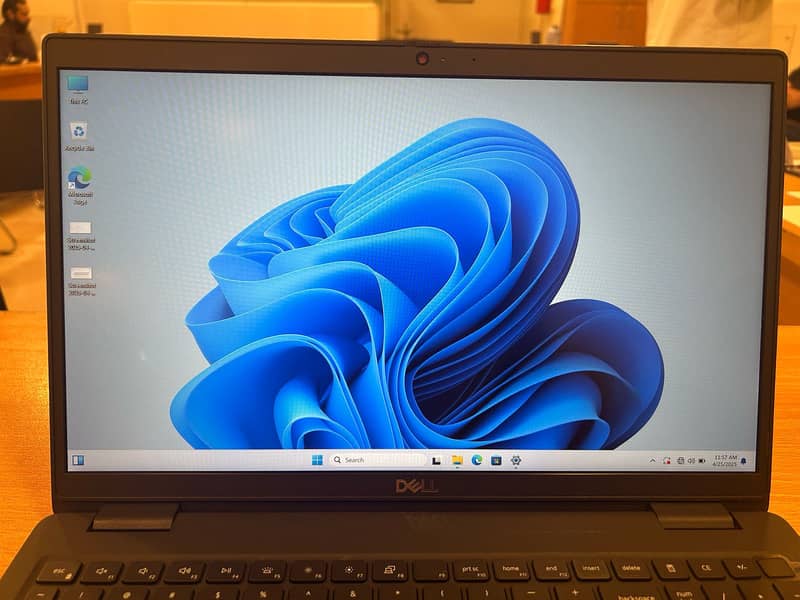 Dell Latitude 3520, core i5, 11th generation 1