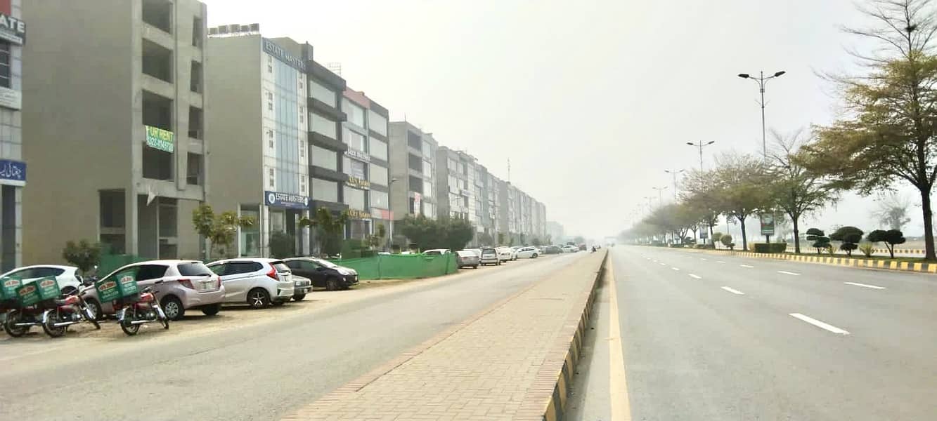 COMMERCIAL PLOT FOR SALE 0