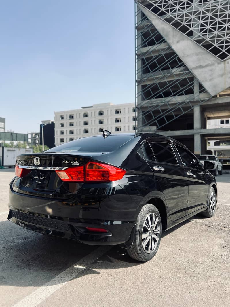 Honda City Aspire 2023 4