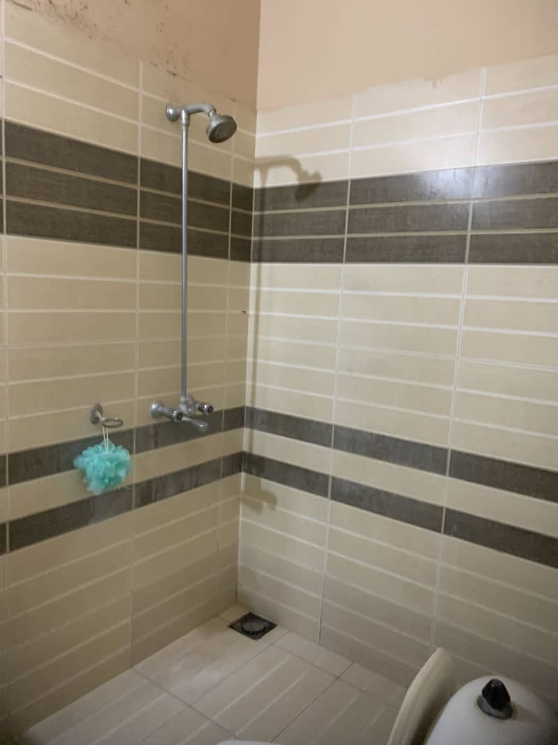 10 Marla Upper Portion For Rent Lower Locked 6