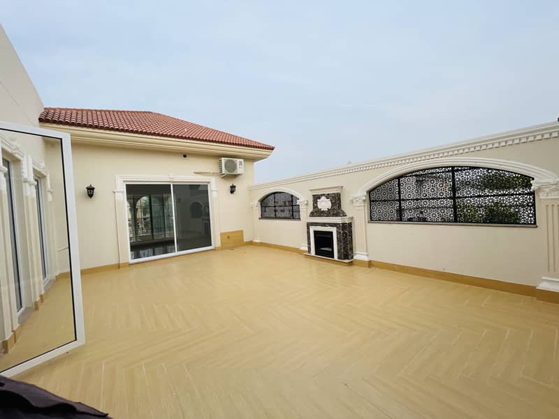 2 Kanal Brand New Spanish Design Bungalow at Prime Location Of Phase 6 27