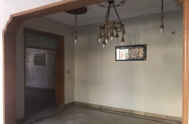 Triple Storey 10 Marla House Available In Johar Town Phase 1 - Block F2 For sale 13
