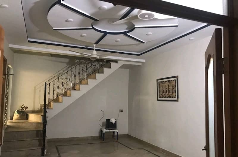Triple Storey 10 Marla House Available In Johar Town Phase 1 - Block F2 For sale 14