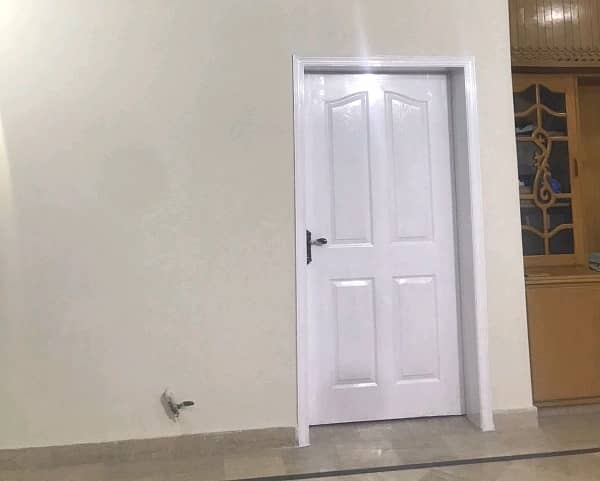 Triple Storey 10 Marla House Available In Johar Town Phase 1 - Block F2 For sale 18