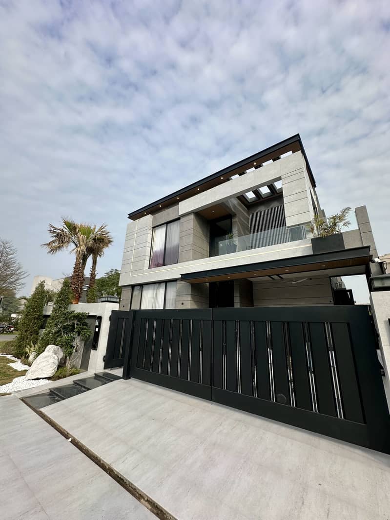 1 Kanal Ultra Modern Corner 24 Marla House Fully Furnished At Prime Location Of DHA Phase 6 0