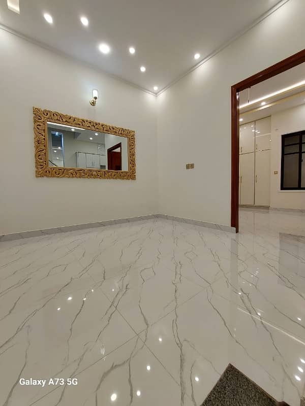 3 Marla House Is Available 14