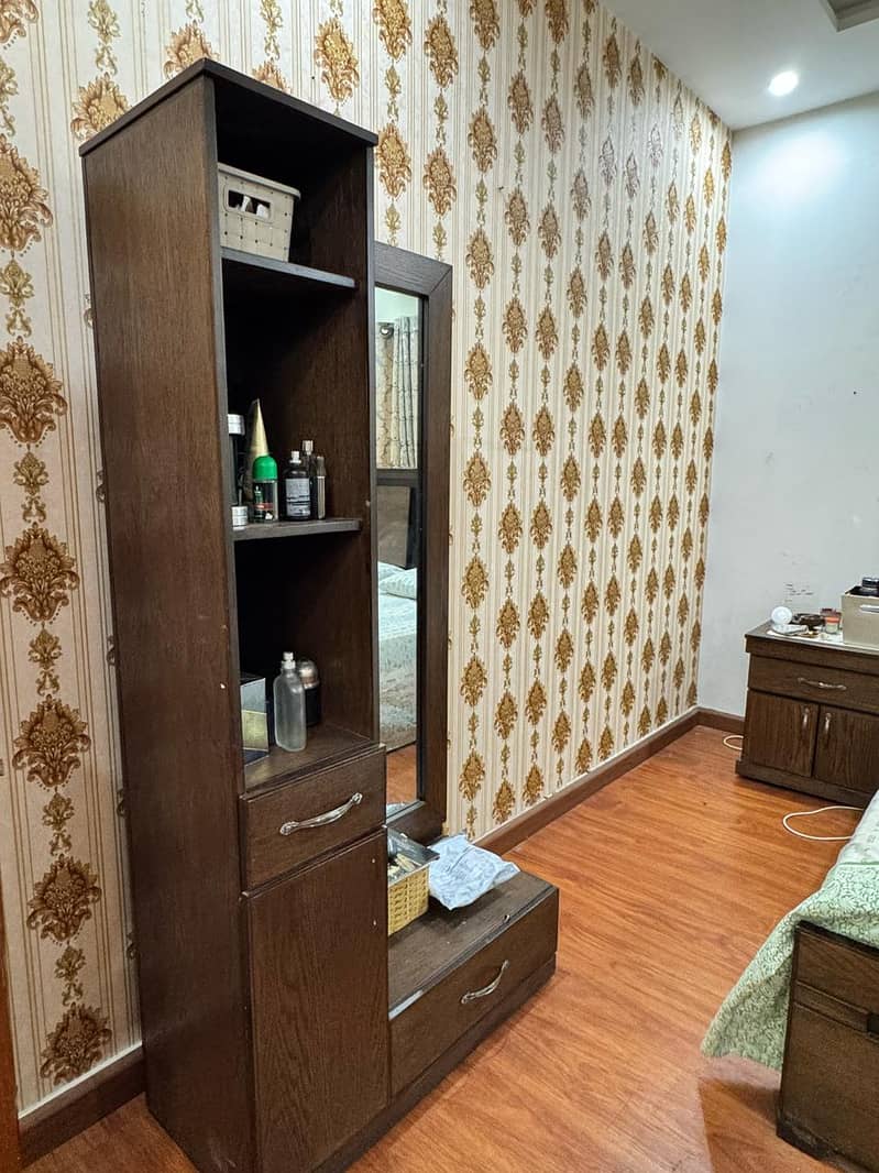 Premium Bed Set with Dressing Table Rs. 95,000 ONLY 4