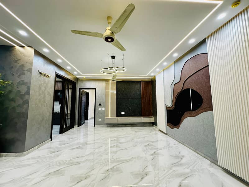 4 Beds Brand New 10 Marla House for Sale Ideal Location in Ex Park View DHA Phase 8. 20