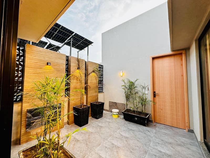 4 Beds Brand New 10 Marla House for Sale Ideal Location in Ex Park View DHA Phase 8. 22