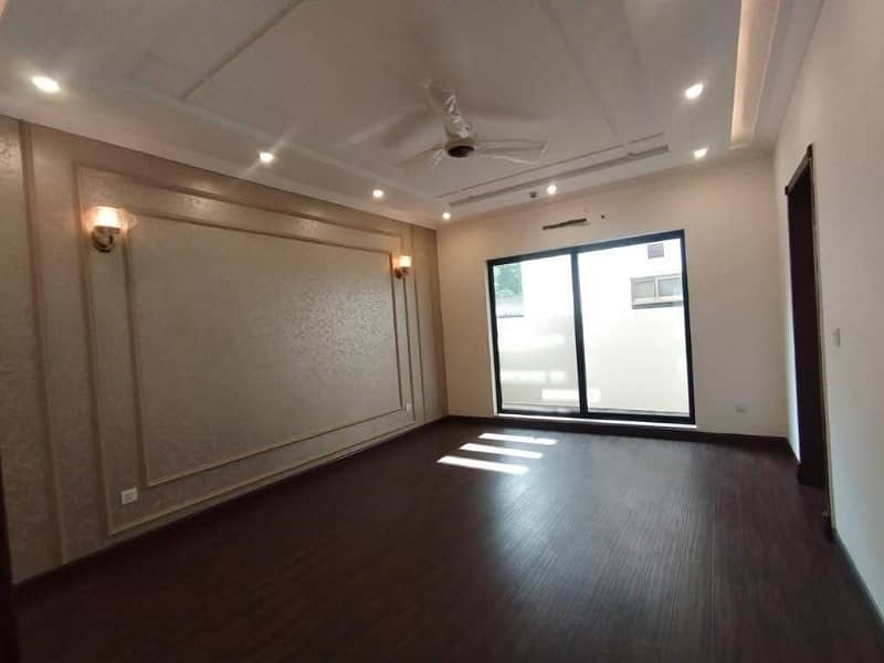 10 Marla House Available For Rent In Reasonable Price And Good Location 1