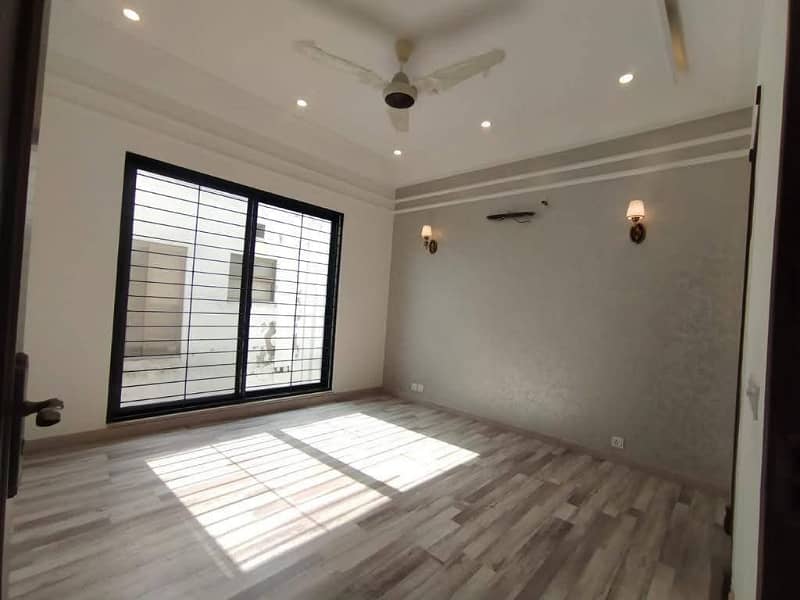 10 Marla House Available For Rent In Reasonable Price And Good Location 2