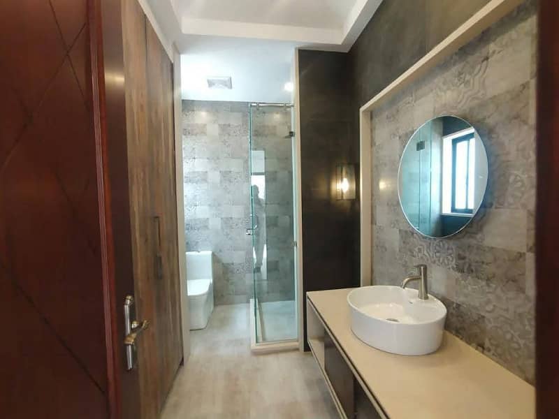 10 Marla House Available For Rent In Reasonable Price And Good Location 10
