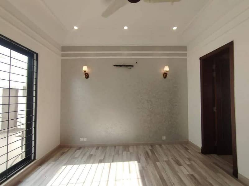 10 Marla House Available For Rent In Reasonable Price And Good Location 11