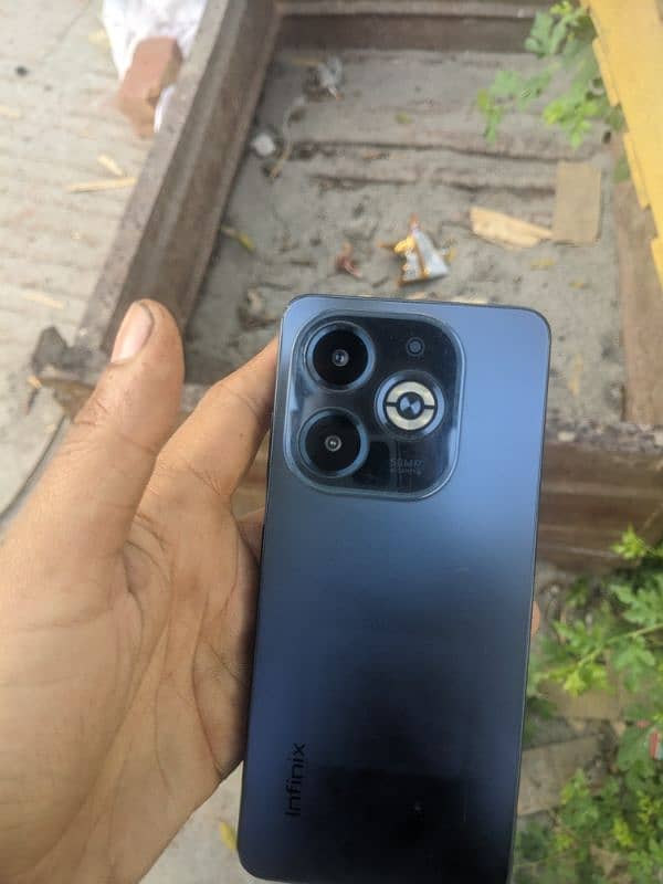Infinix Smart 8 plus 0