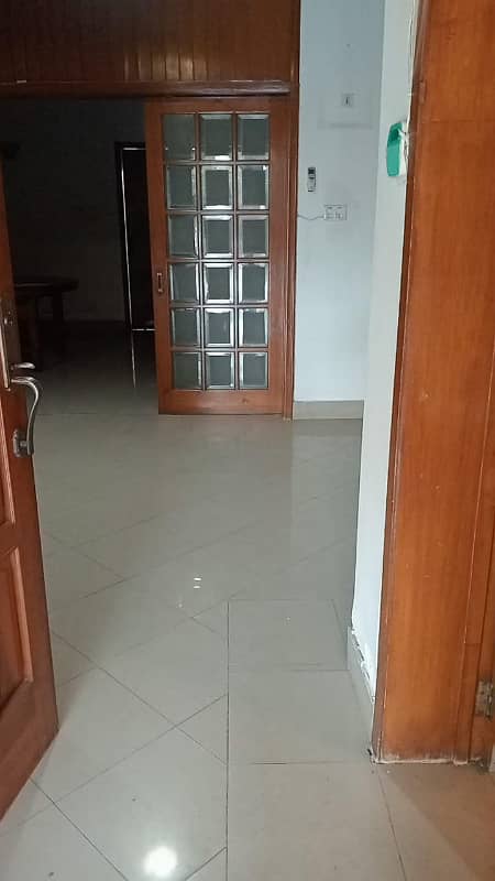 FULL HOUSE FOR RENT IN MAIN CANTT 2